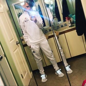 Meet your Posher, Dylan